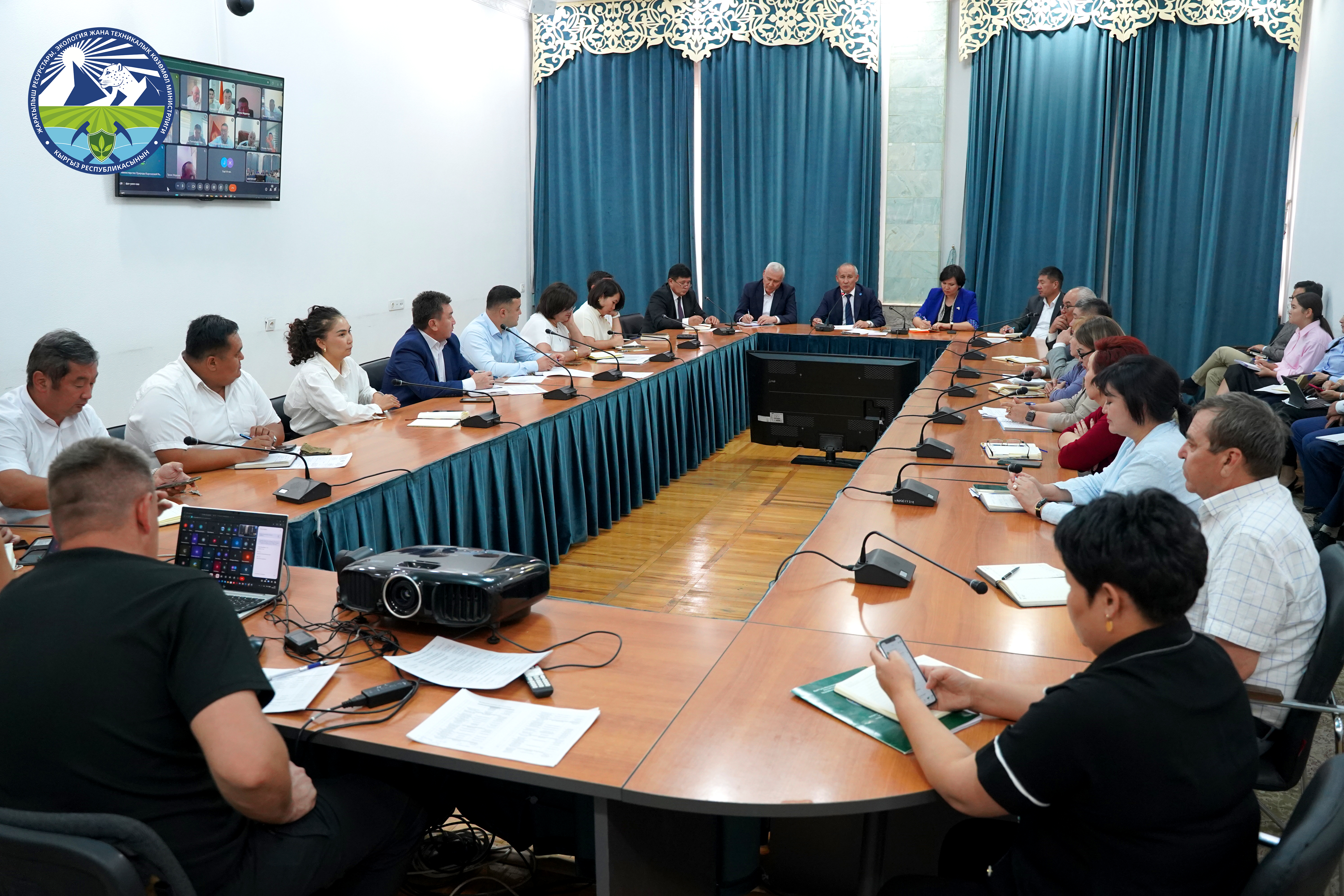 Министр М. Машиев кеңейтилген аппараттык жыйынды өткөрдү