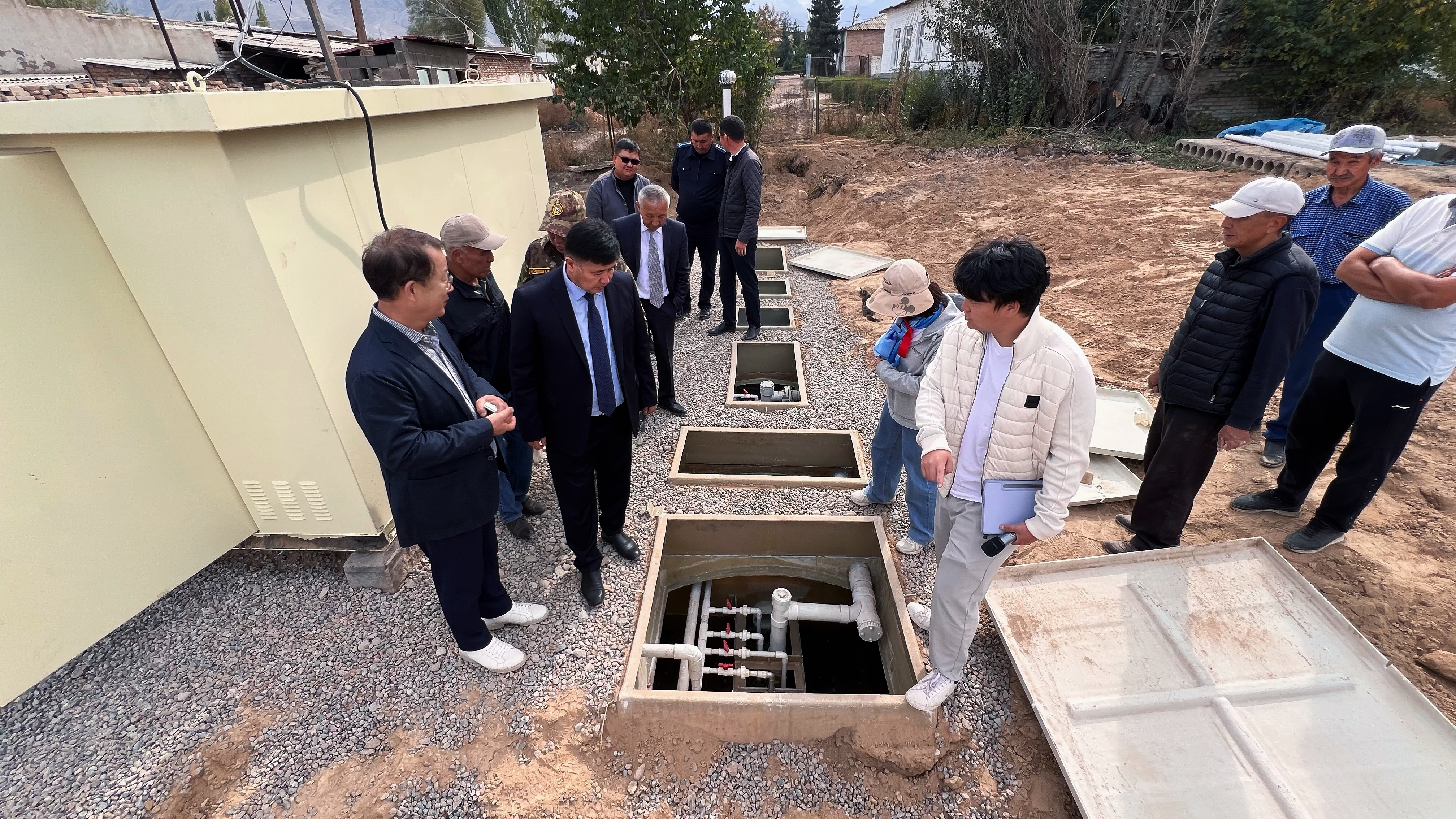 Жаңы саркынды сууну тазалоочу курулманын  ачылышы  Тоң райондук ооруканасында  болуп өттү