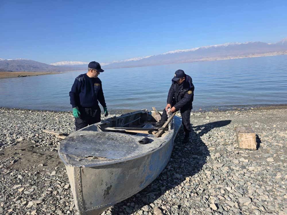 Жалал-Абадское региональное управление совместно со Службой экологического и технического контроля 9–10 ноября 2025 года провело рейдовое мероприятие на Токтогульском водохранилище по пресечению незаконного вылова рыбы (браконьерства).