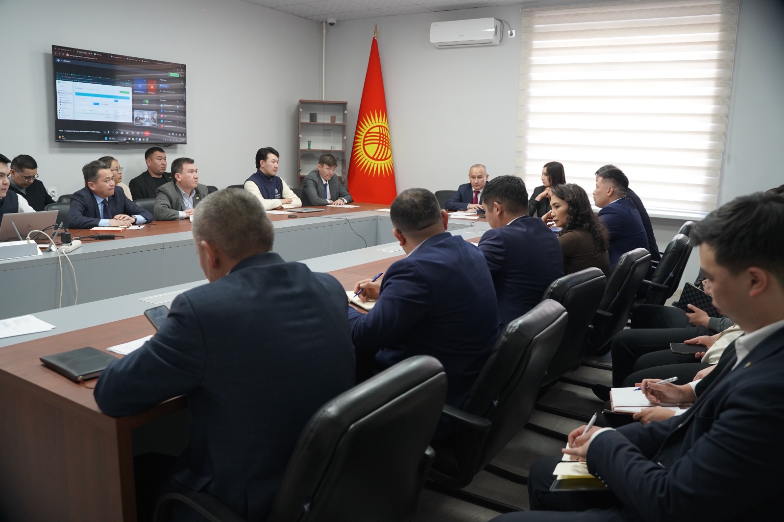 Санариптик трансформация иш жүзүндө: Кыргыз Республикасынын Жаратылыш ресурстары министрлиги экологияны коргоо үчүн автоматташтырылган системаларды кеңейтүүдө