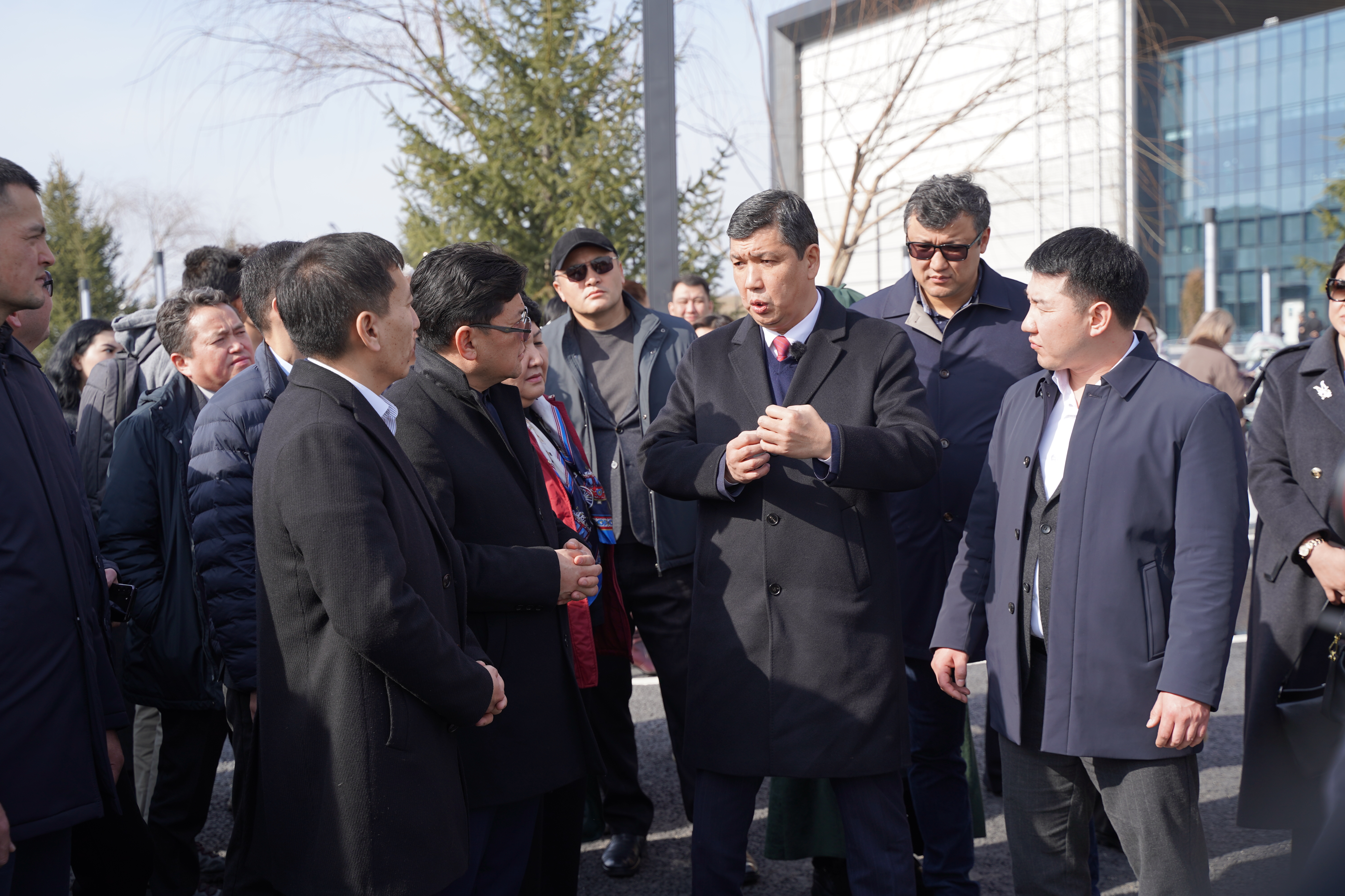 КРнын Жаратылыш ресурстары, экология жана техникалык көзөмөл министрлиги Бишкек шаарынын мэриясынын алдындагы Экологиялык кеңештин жыйынына катышты