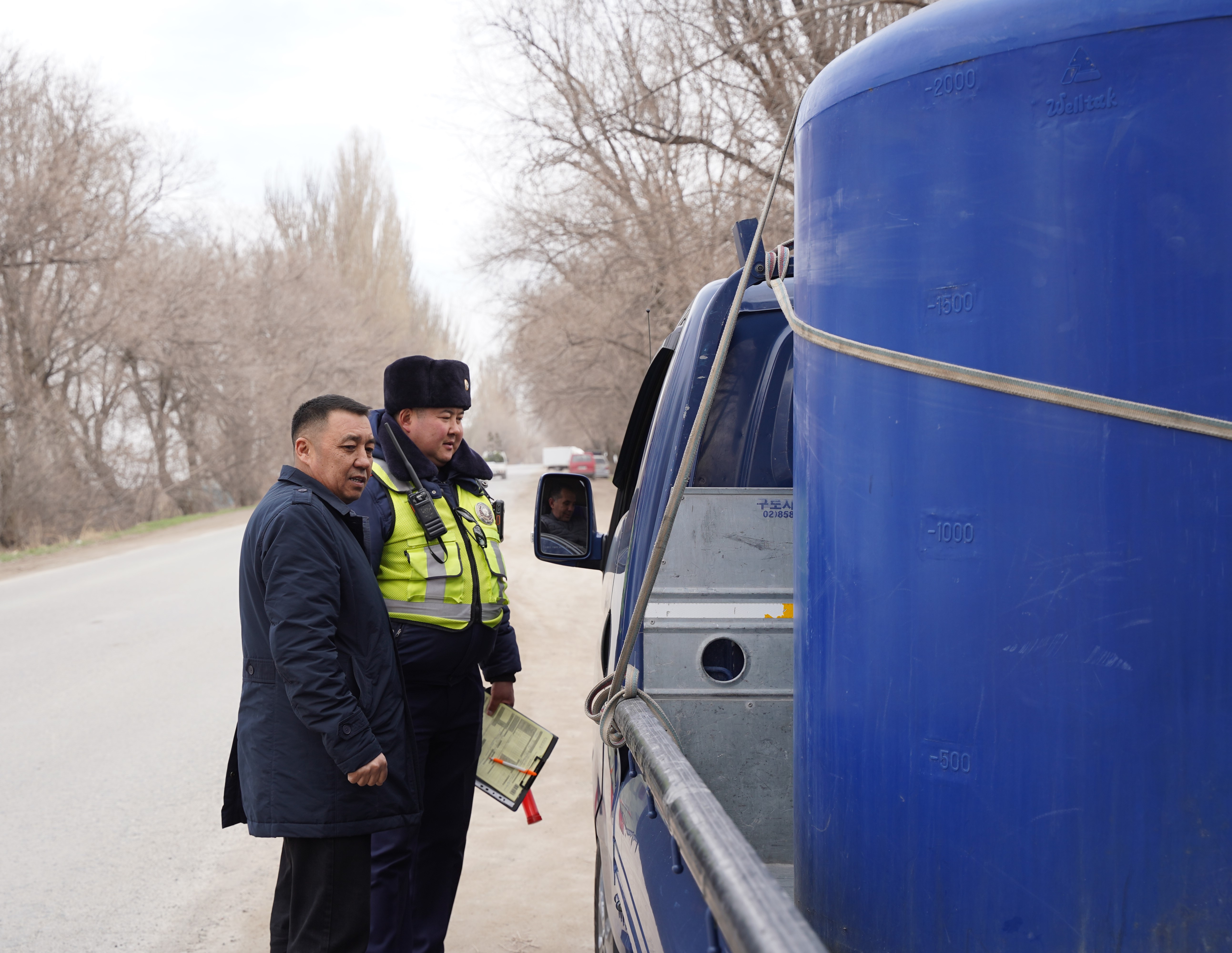 Бишкекте унаалардын абаны булгоо деңгээлин текшерүү иштери уланууда