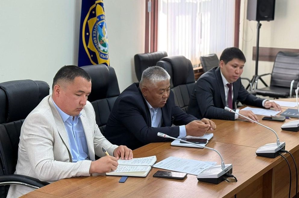 Экологиялык жана техникалык көзөмөл кызматында коррупцияга каршы күрөш боюнча кеңейтилген жыйын өткөрүлдү