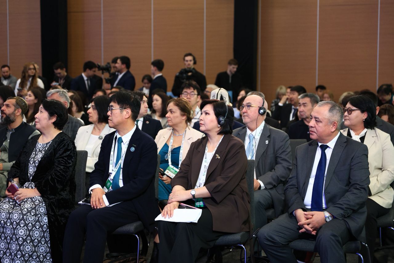 Кыргызстан аймакты тоо күн тартибинин айланасында бириктирди: Астанада жогорку деңгээлдеги сессия өттү